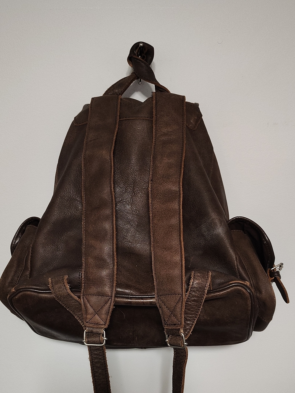 Brown Leather Men’s Backpack - Classic Rustic Style - Picture 3 of 13